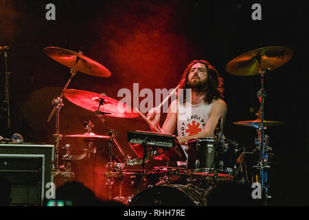 Suisse, Berne - 1 février 2019. Le duo rock grunge américain la dose effectue un concert live au Komplex 457 à Zürich. Ici le batteur Ralph Alexander est vu sur scène. (Photo crédit : Gonzales Photo - Tilman Jentzsch). Banque D'Images