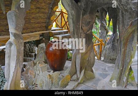 Dalat, Vietnam - 24 décembre 2017. Le Crazy House ou accrocher Nga, une attraction touristique dans la région de Dalat. Cette chambre de style féerique a été construit comme un pr Banque D'Images