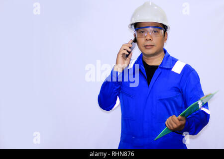 Portrait d'un jeune ingénieur d'Asie Banque D'Images