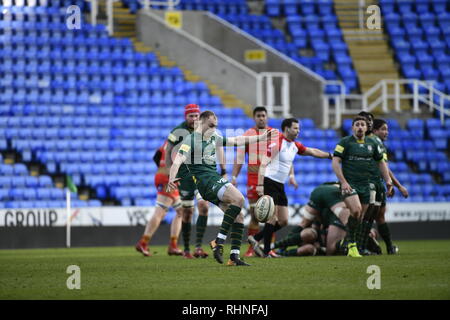 Reading, UK. 06Th Feb 2019. London Irish a battu Coventry poignéés 27 17/32 po au Madejski Stadium en quart de finale de la RFU Championship Cup 3e 2019 Frebruaru Hammant Crédit : David/Alamy Live News Banque D'Images