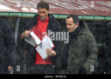 Augsburg, Allemagne. 06Th Feb 2019. Jens Lehmann (Co coach Augsbourg) avec Manuel BAUM (entraîneur FC Augsburg). 1er Football Bundesliga, 20 ème journée, journée20. FC Augsburg (A) -1 FSV FSV FSV Mainz 05 (MZ) 3-0. sur 03.02.2019 à Augsbourg/Allemagne, WWK AREN A. | Conditions de crédit dans le monde entier : dpa photo alliance/Alamy Live News Banque D'Images