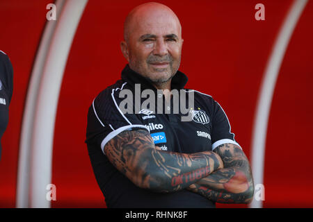 L'UIT, Sao Paulo, Brésil. 06Th Feb 2019. ITUANO X SANTOS - Jorge Sampaoli do Santos lors d'un match entre Ituano et Santos, valable pour le 5e tour du championnat Paulista 2019, tenue à la Novelli Stade Junior à l'UIT, SP. (Photo : Ricardo Moreira/Fotoarena) Crédit : Foto Arena LTDA/Alamy Live News Banque D'Images