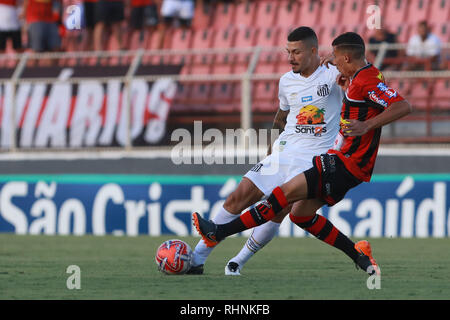 L'UIT, Sao Paulo, Brésil. 06Th Feb 2019. ITUANO X SANTOS - Alison do Santos pendant x Ituano Santos match, valable pour le 5e tour du championnat Paulista 2019, tenue à la Novelli Stade Junior à l'UIT, SP. (Photo : Ricardo Moreira/Fotoarena) Crédit : Foto Arena LTDA/Alamy Live News Banque D'Images