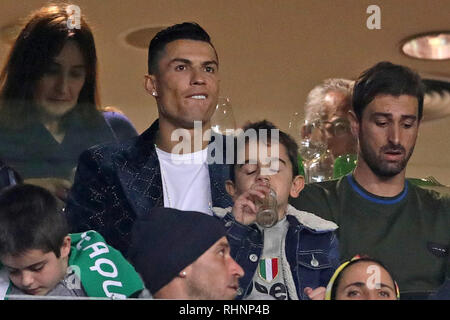 Lisbonne, Portugal. 06Th Feb 2019. Cristiano Ronaldo, joueur de la Juventus, voit le jeu dans les peuplements au cours de la Ligue n° 2018/19 match footballl entre Sporting CP vs SL Benfica. (Score final : Sporting CP 2 - 4 SL Benfica) Credit : SOPA/Alamy Images Limited Live News Banque D'Images