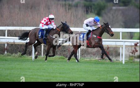 Santa Rossa et Finny Maguire gagner la Coolmore N.H. L'EBF Irlandais Sires Mares INH courses de plat de Jeremy's Flame Banque D'Images