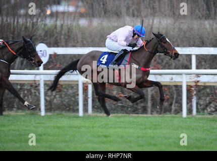 Santa Rossa et Finny Maguire gagner la Coolmore N.H. L'EBF Irlandais Sires Mares INH courses de plat de Jeremy's Flame Banque D'Images