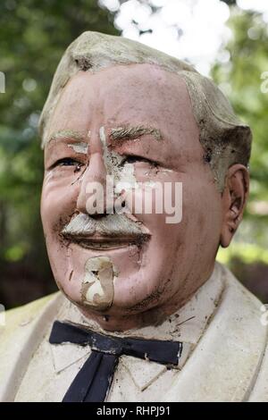 Une statue du colonel Sanders. Banque D'Images