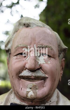 Une statue du colonel Sanders. Banque D'Images