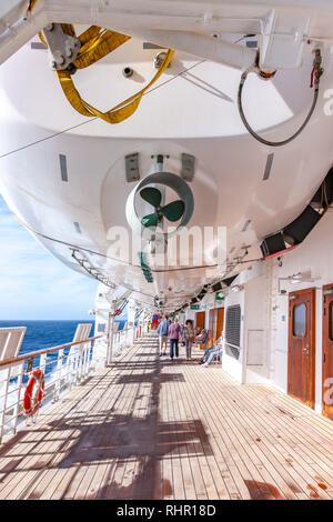 Croisières P&O Arcadia sur sa croisière Noël et Nouvel An pour les Caraïbes, un aller-retour de 28 jours à partir de Southampton. Banque D'Images