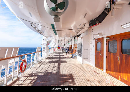 Croisières P&O Arcadia sur sa croisière Noël et Nouvel An pour les Caraïbes, un aller-retour de 28 jours à partir de Southampton. Banque D'Images