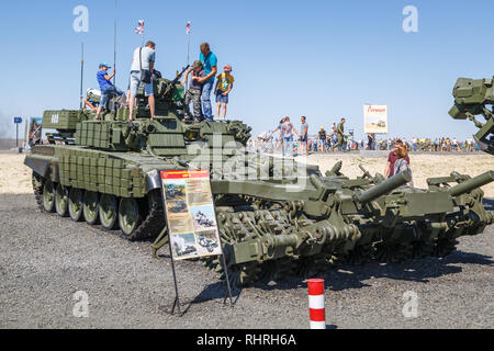 Forum technique militaire international-2018 de l'armée. Machine de déminage blindé BMR-3, Uralvagonzavod production Banque D'Images