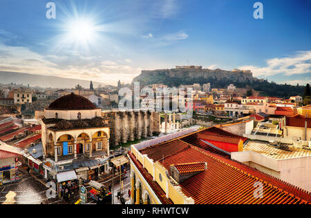 Athènes - vue panoramique de la place Monastiraki et l'Acropole, Grèce Banque D'Images