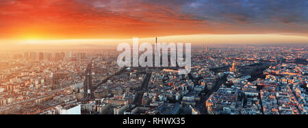 Panorama de Paris au coucher du soleil, paysage urbain Banque D'Images