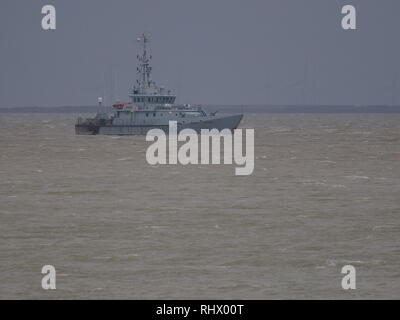 Sheerness, Kent, UK. 4 Février, 2019. Coupe-bordure active vigilance HMC ancré à Sheerness Kent en ce matin. HMC Vigilant est l'un des quatre 42 m (138 ft) cutters exploité par la UK Border Agency. Credit : James Bell/Alamy Live News Banque D'Images