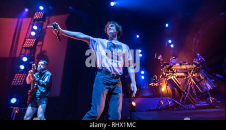 Plymouth, Royaume-Uni. 06Th Feb 2019. Rob Damiani du groupe de rock britannique Don Broco effectuer sur leur tournée dans la région de Plymouth Pavilions. Crédit : Steve Lewington/ Alamy Live News Banque D'Images