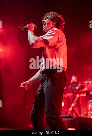 Plymouth, Royaume-Uni. 06Th Feb 2019. Rob Damiani du groupe de rock britannique Don Broco effectuer sur leur tournée dans la région de Plymouth Pavilions. Crédit : Steve Lewington/ Alamy Live News Banque D'Images