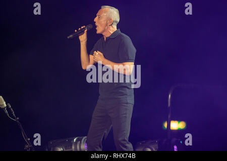 Brighton, UK. Feb, 2019 4. Curt Smith de Tears for Fears effectuant du Brighton Centre. Crédit : Jason Richardson/Alamy Live News Banque D'Images