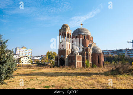 Le Christ le Sauveur cathédrale orthodoxe serbe à Pristina, Kosovo - en construction Banque D'Images