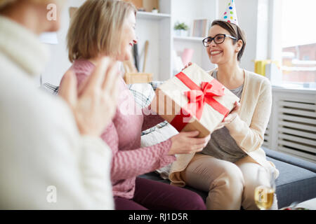 Celebrating Birthday Banque D'Images