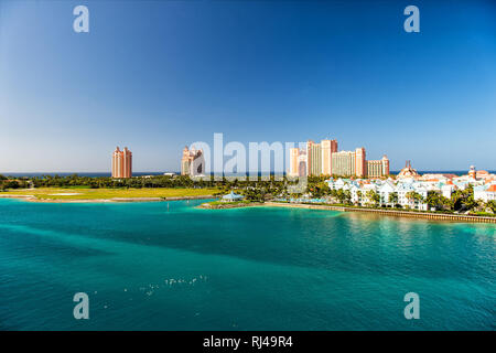 NASSAU, Bahamas - mars 9. 2016 : l'Atlantis Paradise Island Resort, situé dans les Bahamas . Le complexe de 800 millions de dollars de coûts d'apporter à la vie le mythe et légende de la cité perdue d'Atlantis. Banque D'Images