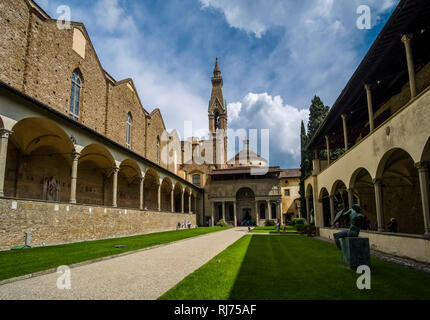 Dans la cour de la Basilique de la Sainte Croix, Basilica di Santa Croce Banque D'Images