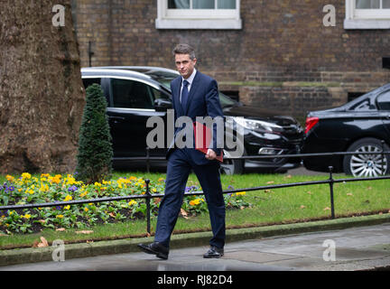 Londres, Royaume-Uni. 05 févr., 2019. Gavin Williamson, Secrétaire d'État à la défense, arrive pour la réunion du Cabinet. Credit : Tommy Londres/Alamy Live News Banque D'Images