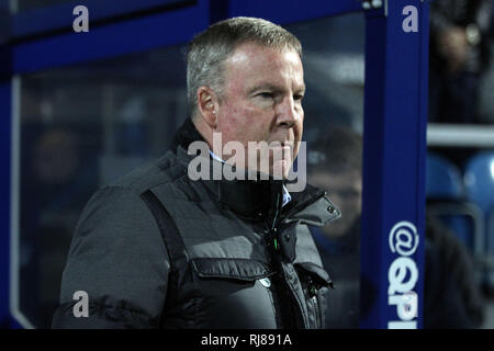 Londres, Royaume-Uni. 05 févr., 2019. Portsmouth Manager Kenny Jackett ressemble à de l'étang. L'unis en FA Cup, 4ème tour match replay, Queens Park Rangers v Portsmouth à Loftus Road stadium à Londres le mardi 5 février 2019. Cette image ne peut être utilisé qu'à des fins rédactionnelles. Usage éditorial uniquement, licence requise pour un usage commercial. Aucune utilisation de pari, de jeux ou d'un seul club/ligue/dvd publications. pic par Steffan Bowen/Andrew Orchard la photographie de sport/Alamy live news Crédit : Andrew Orchard la photographie de sport/Alamy Live News Banque D'Images