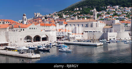 Alter Hafen und Altstadt, Dubrovnik, Dalmatien, Kroatien Banque D'Images