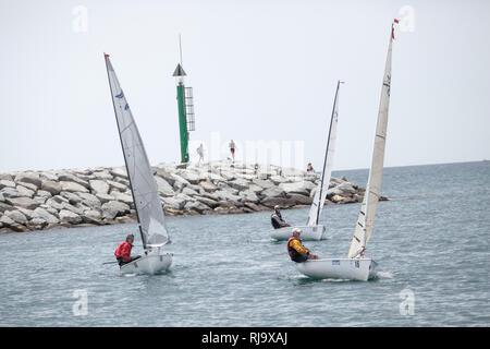 Spanien, Barcelone, Finn World Masters, Segelwettbewerb, El Balis, Club Nautique Banque D'Images