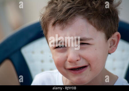 Petit enfant pleurer Banque D'Images