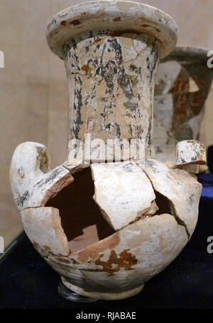 Poterie de la tombe thébaine TT56 la tombe de Userhat. vers 1400 av. La tombe est dans la nécropole thébaine, sur la rive ouest du Nil, face à Louxor. La tombe est la sépulture de Userhat, qui était le scribe royal, enfant de la Pépinière Royale, au cours de la xviiième dynastie le roi Amenhotep II Banque D'Images