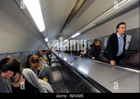 La station de métro de Londres à Londres, Angleterre, Royaume-Uni. 27 octobre 2008 © Wojciech Strozyk / Alamy Stock Photo Banque D'Images