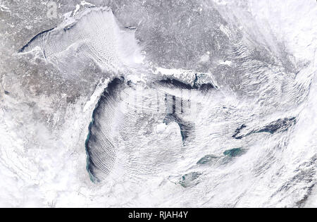 Image satellite de la Nasa vortex polaire des grands lacs gelés USA 2019