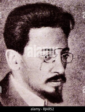 Yaakov Sverdlov (1885 - 1919) ; Parti communiste de l'administrateur et président du Comité exécutif central panrusse. Après la révolution de février 1917 à Petrograd retourné Sverdlov d'exil et a été réélu au Comité central du Parti communiste. Il a joué un rôle important dans la planification de la révolution d'octobre. Un certain nombre de sources, Sverdlov a joué un rôle majeur dans l'exécution du tsar Nicolas II et sa famille le 17 juillet 1918. Il est enterré dans la nécropole du mur du Kremlin, à Moscou. Banque D'Images