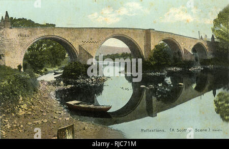 Vieux pont au-dessus de la rivière Forth, Stirling, Écosse Banque D'Images