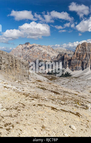 L'Europe, l'Italie, les Alpes, les Dolomites, Montagnes, Vue de Lagazuoi Banque D'Images