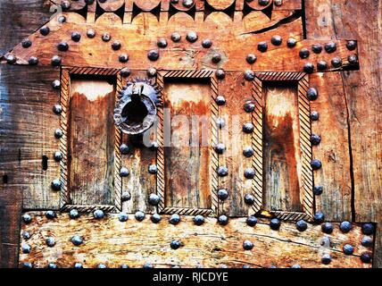 La Splendeur de vieilles portes belle vieille porte marocaine. Marrakech, Maroc. Banque D'Images