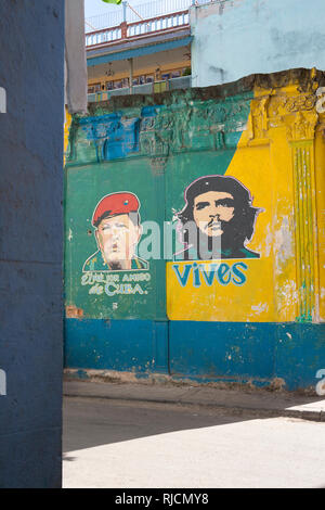 L'art de mur cubain et graffiti de La Havane n Che et Castrocuban art Banque D'Images