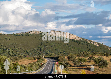 Dans les alentours de paysage du parc national de Monfragüe en Estrémadure, Espagne Banque D'Images