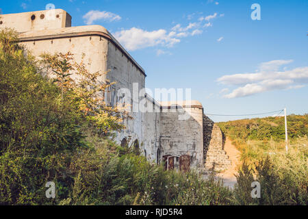 Ruines du fort en Russie de la Première Guerre mondiale. Banque D'Images