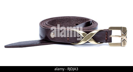 Mince Ceinture avec boucle d'or laminé isolé sur fond blanc Banque D'Images