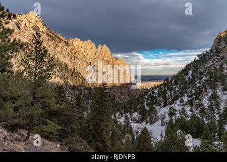 Coucher du soleil à Eldorado Canyon State Park Banque D'Images