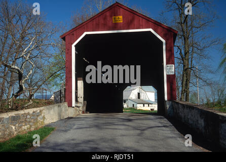 Pont couvert dans le comté de Lancaster, Pennsylvanie, USA Banque D'Images