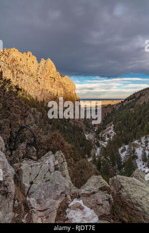 Coucher du soleil à Eldorado Canyon State Park Banque D'Images