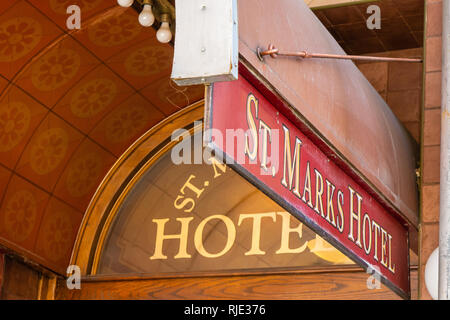 Le 31 mars 2018, l'emblématique Hôtel de Saint Marc qui est situé sur la place dans l'East Village à Manhattan, New York City. Banque D'Images