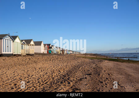 Thorpe Bay Beach, près de Southend-on-Sea, Essex, Angleterre Banque D'Images