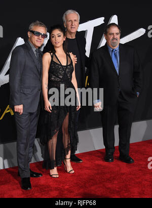 Westwood, CA, USA. Feb, 2019 5. 05 février 2019 - Westwood, Californie - Christoph Waltz, James Cameron, Rosa Salazar, Jon Landau. ''Alita : Battle Angel'' Los Angeles Premiere tenue au Regency Village Theatre. Crédit photo : Birdie Thompson/AdMedia Crédit : Birdie Thompson/AdMedia/ZUMA/Alamy Fil Live News Banque D'Images