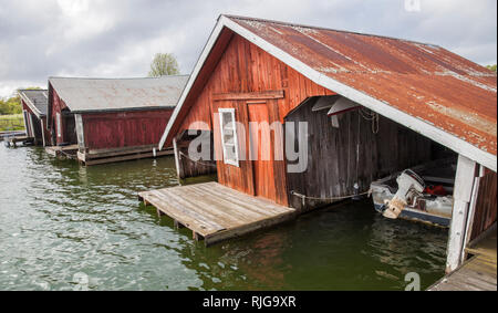 Maisons en bois à l'eau Banque D'Images