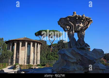 Carré de la bouche de la vérité, de la Piazza della Bocca della Verita, Temple d'Hercule Victor, Tempio di Ercole Vincitore, Fontana dei Triwa, Fontaine de Banque D'Images