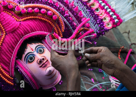 Le droit de faire de la danse Chhau masque interprète de Purulia Village, West Bengal, India Banque D'Images